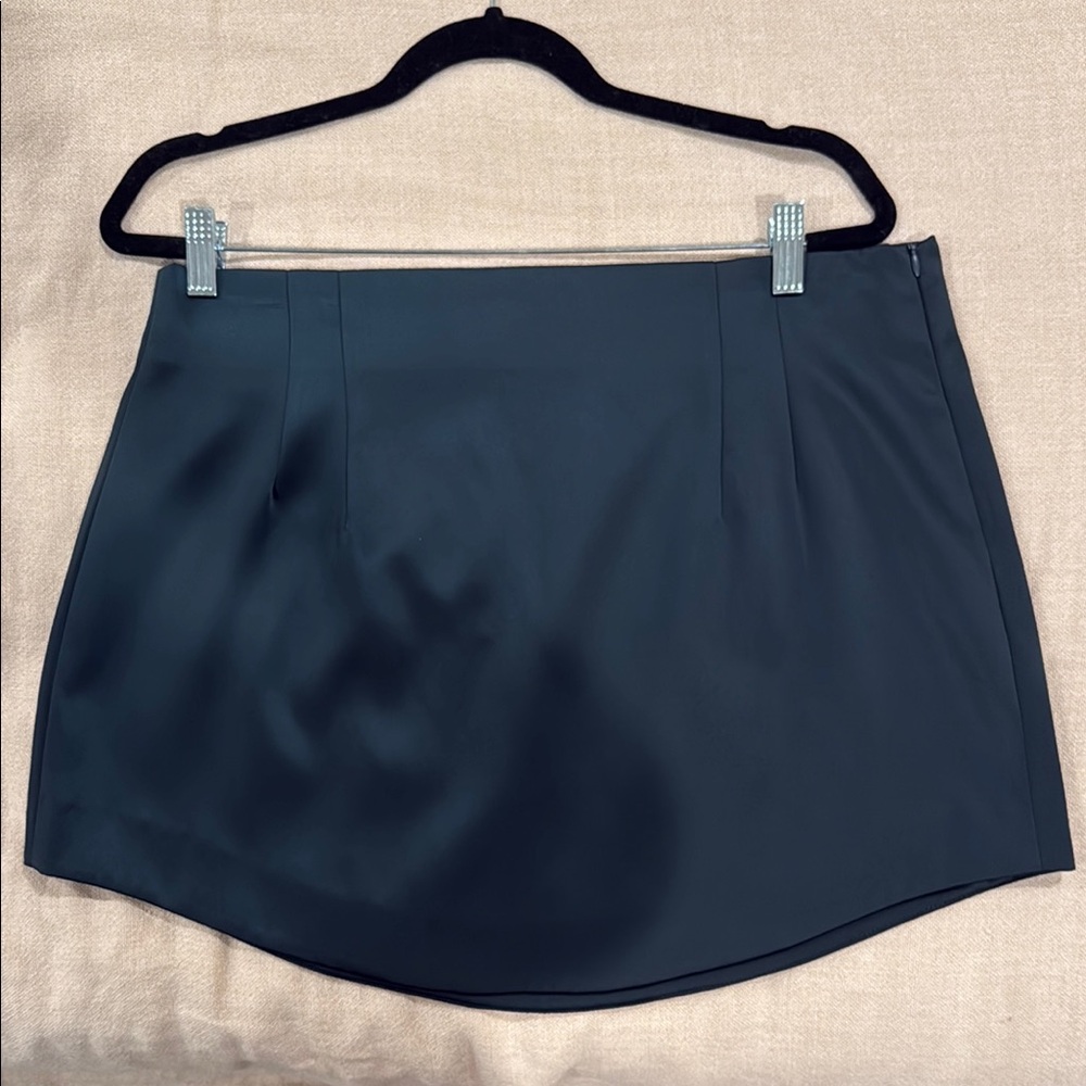 Zara Stylish Emerald Green Skirt
